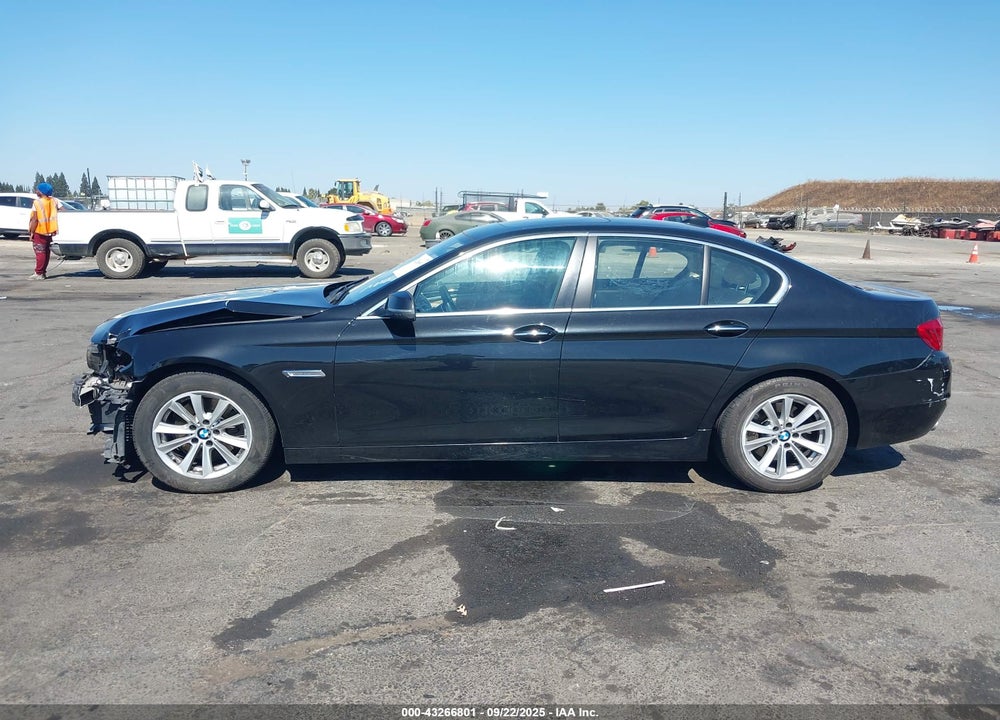 2016 BMW 5 SERIES VIN: WBA5A5C51GG352543
