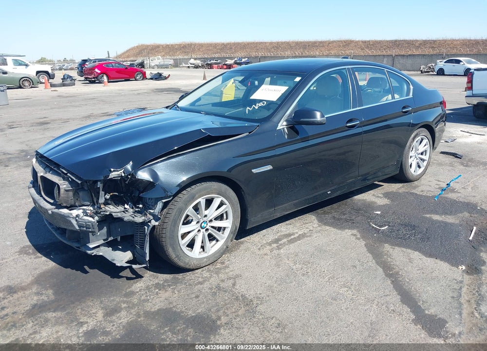 2016 BMW 5 SERIES VIN: WBA5A5C51GG352543