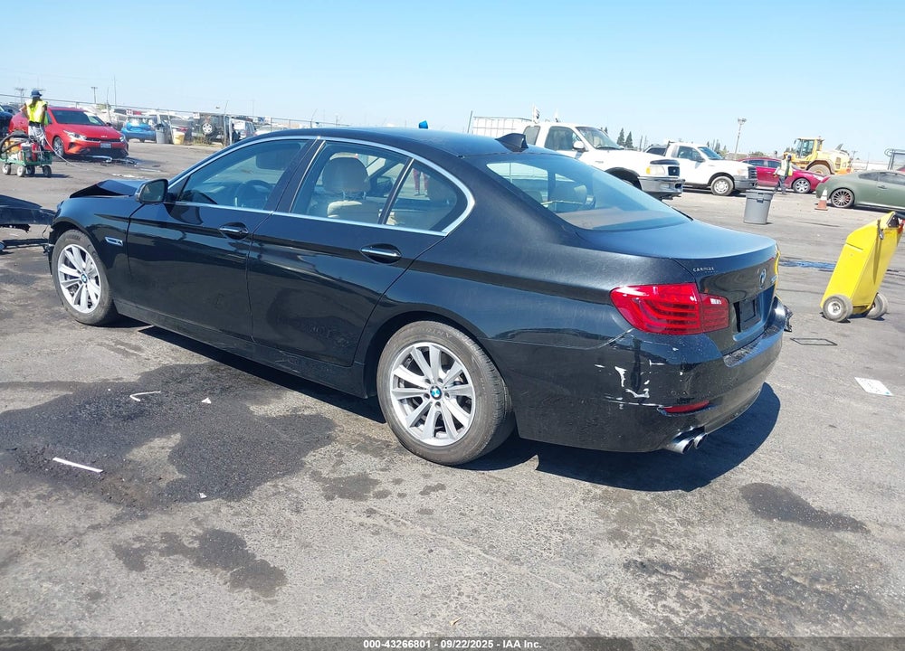 2016 BMW 5 SERIES VIN: WBA5A5C51GG352543