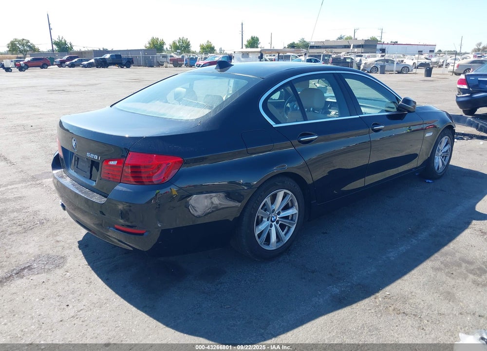 2016 BMW 5 SERIES VIN: WBA5A5C51GG352543