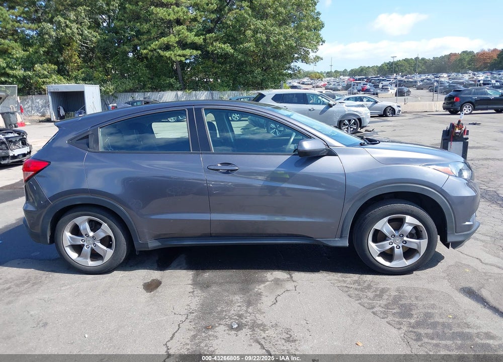 2018 HONDA HR-V LX VIN: 3CZRU6H35JG724092