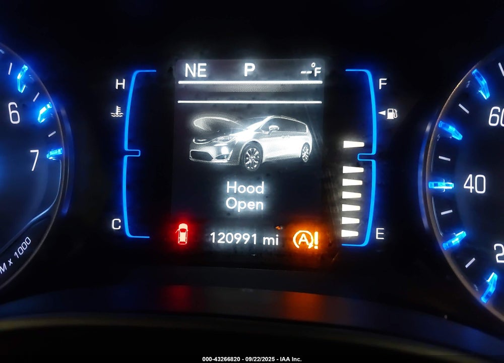 2018 CHRYSLER PACIFICA VIN: 2C4RC1BG5JR185801