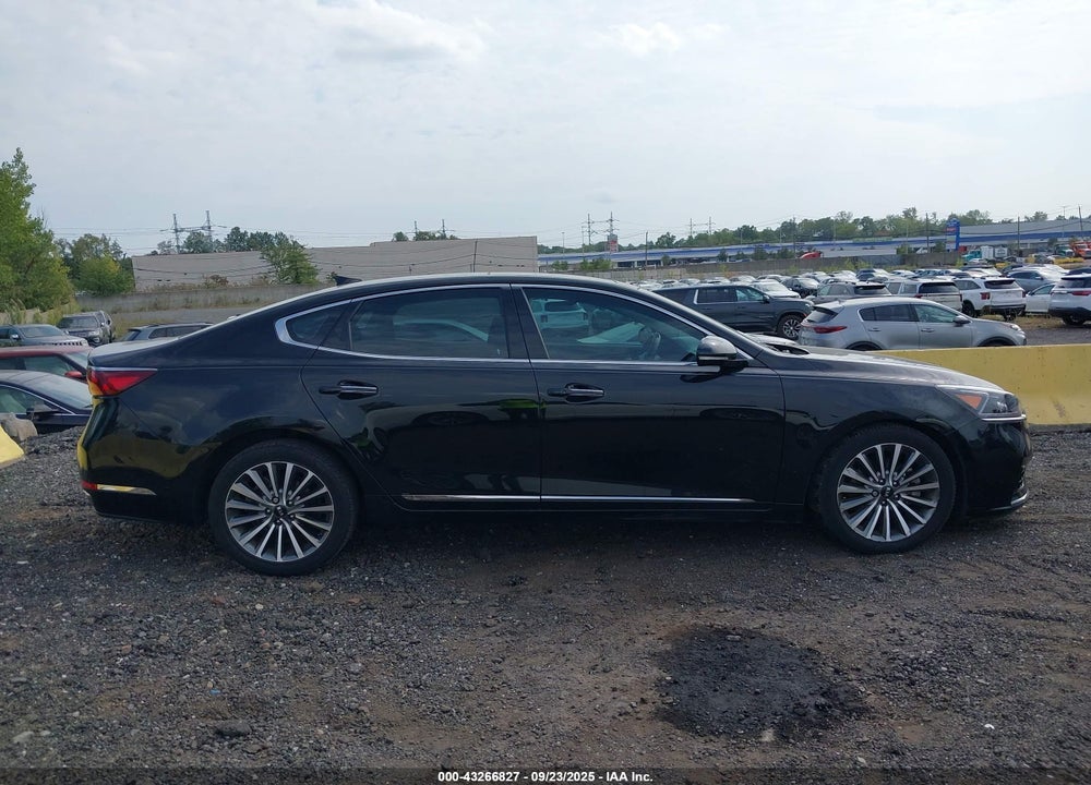 2017 KIA CADENZA VIN: KNALC4J16H5072156