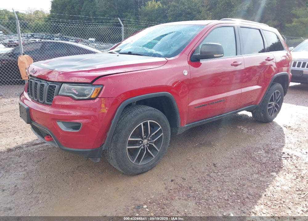 2017 JEEP GRAND CHEROKEE VIN: 1C4RJFLG5HC670587