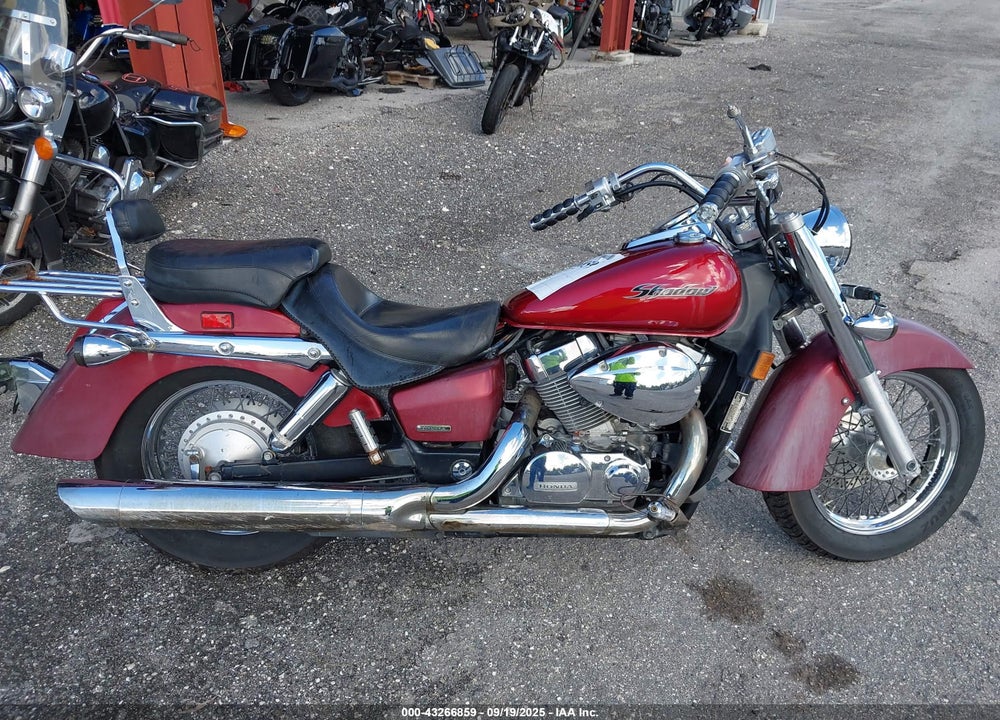 2005 HONDA VT750 C VIN: JH2RC500X5M102294