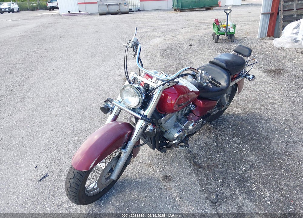 2005 HONDA VT750 C VIN: JH2RC500X5M102294