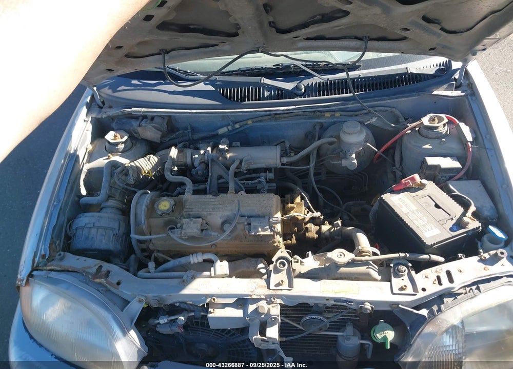 2001 CHEVROLET METRO LSI VIN: 2C1MR522316703875