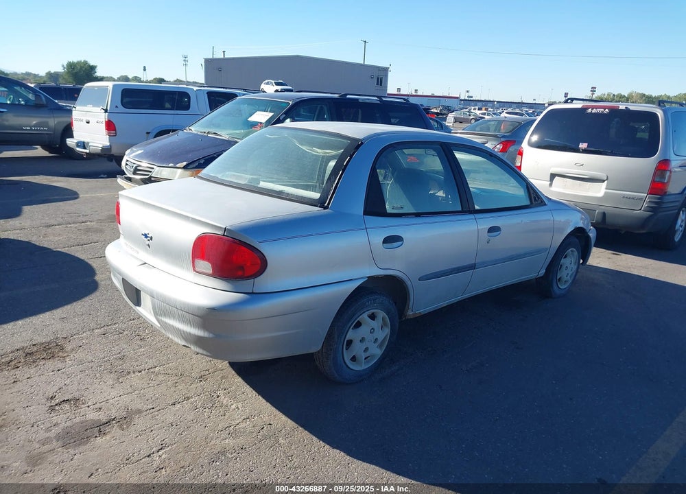 2001 CHEVROLET METRO LSI VIN: 2C1MR522316703875