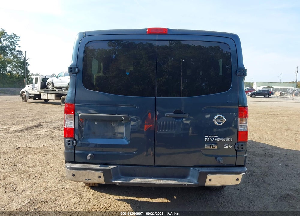 2013 NISSAN NV PASSENGER NV3500 HD VIN: 5BZBF0AA2DN202720