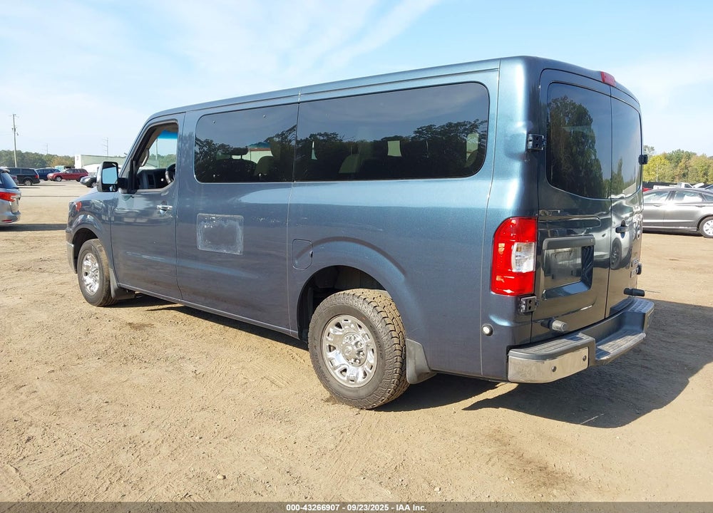 2013 NISSAN NV PASSENGER NV3500 HD VIN: 5BZBF0AA2DN202720