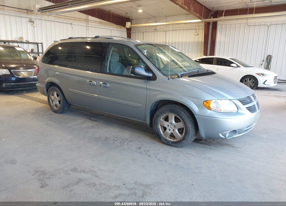 2006 DODGE GRAND CARAVAN SXT VIN: 2D8GP44L16R868353