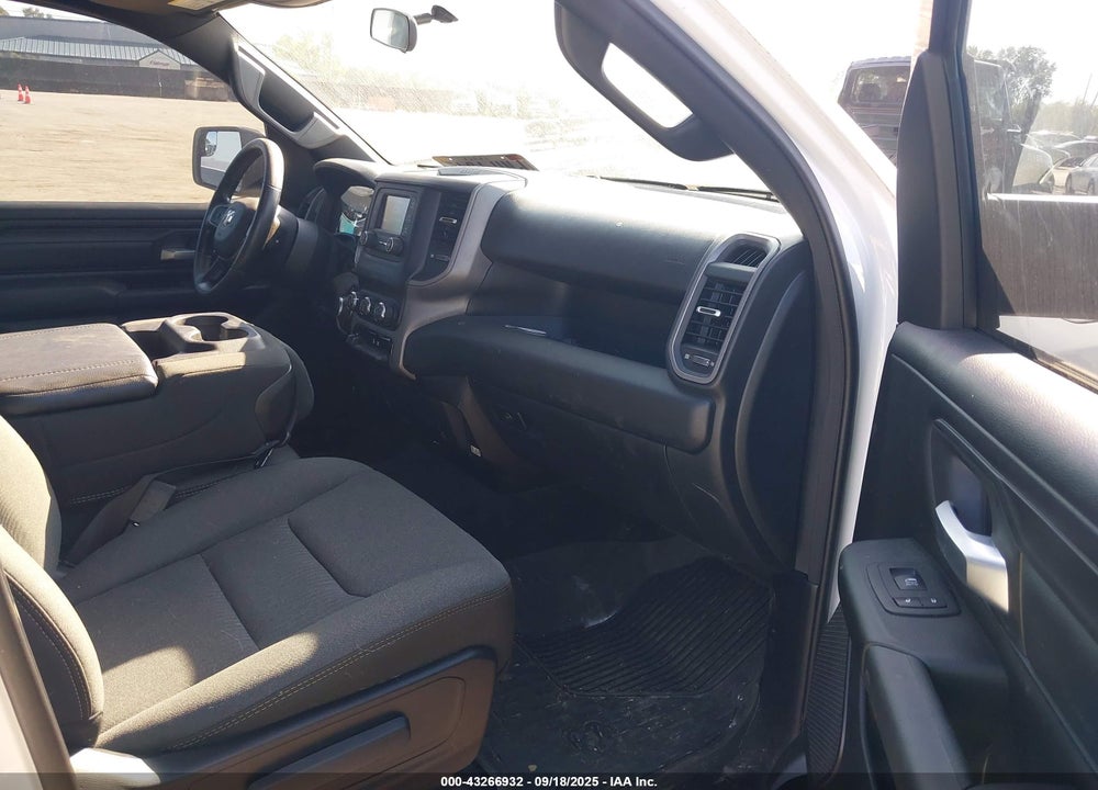 2024 RAM 1500 VIN: 1C6RRFCG7RN203452