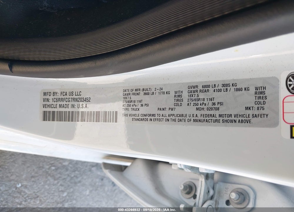 2024 RAM 1500 VIN: 1C6RRFCG7RN203452