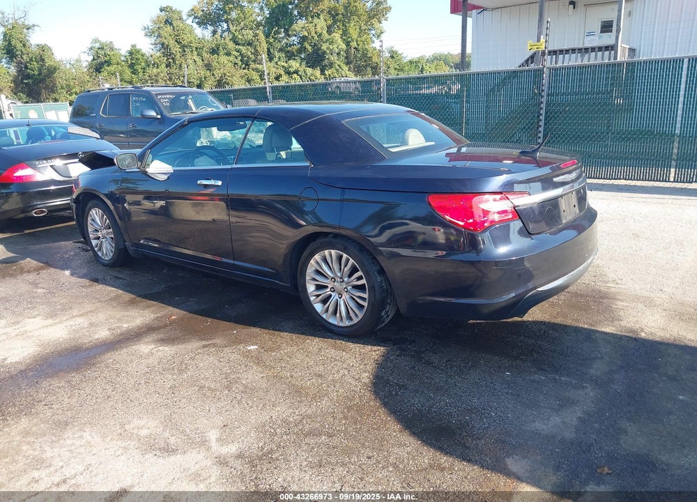 2011 CHRYSLER 200 LIMITED VIN: 1C3BC7EG2BN530270