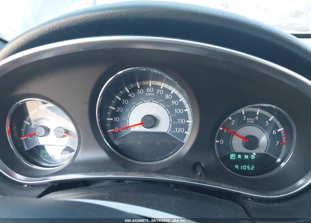 2011 CHRYSLER 200 LIMITED VIN: 1C3BC7EG2BN530270