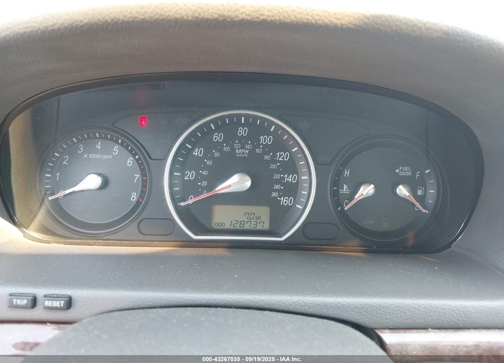 2007 HYUNDAI SONATA LIMITED/SE V6 VIN: 5NPEU46F67H212461