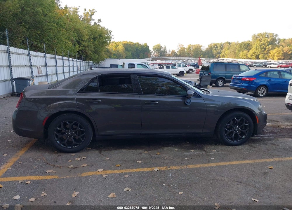 2019 CHRYSLER 300 300S AWD VIN: 2C3CCAGG5KH561486