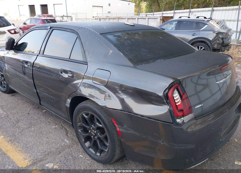 2019 CHRYSLER 300 300S AWD VIN: 2C3CCAGG5KH561486