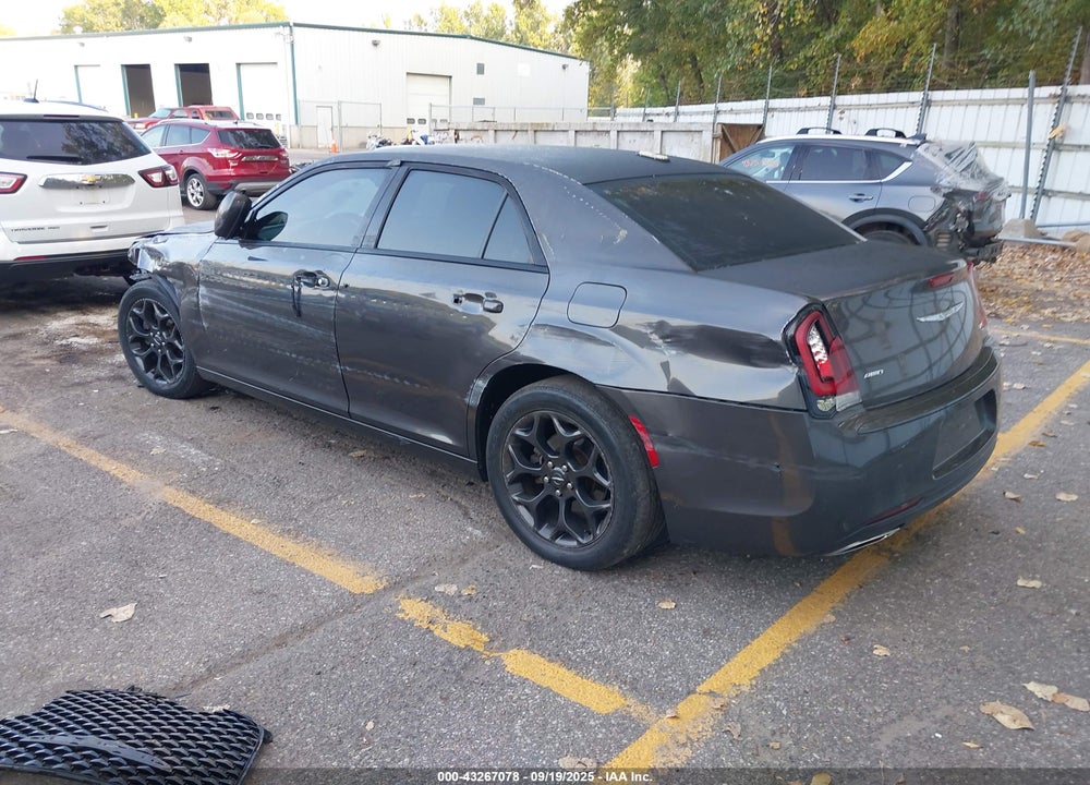 2019 CHRYSLER 300 300S AWD VIN: 2C3CCAGG5KH561486
