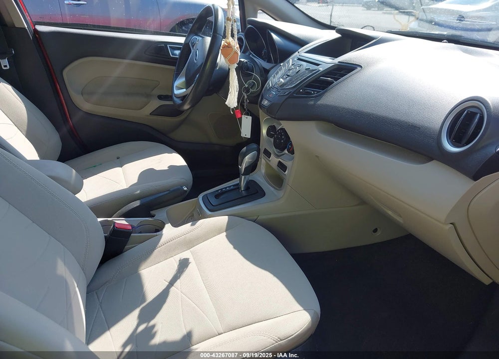 2015 FORD FIESTA VIN: 3FADP4EJ5FM223569