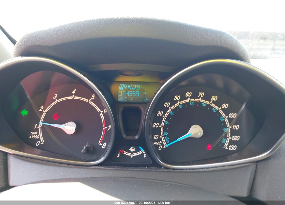 2015 FORD FIESTA VIN: 3FADP4EJ5FM223569