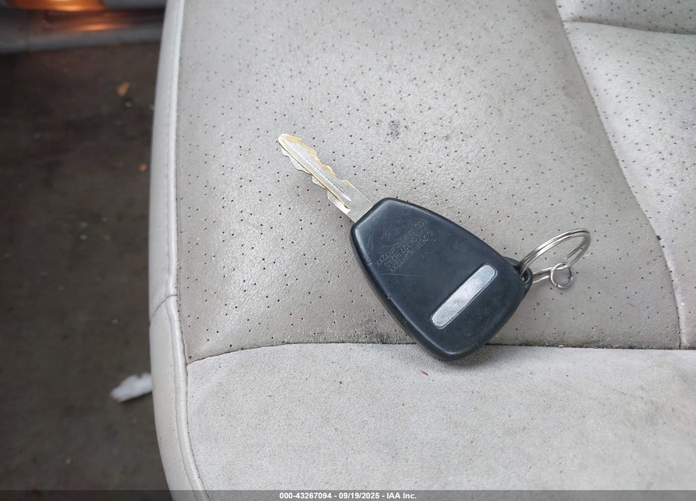 2007 CHRYSLER PACIFICA VIN: 2A8GM78X07R283649