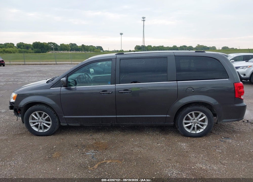 2018 DODGE GRAND CARAVAN VIN: 2C4RDGCG1JR360138