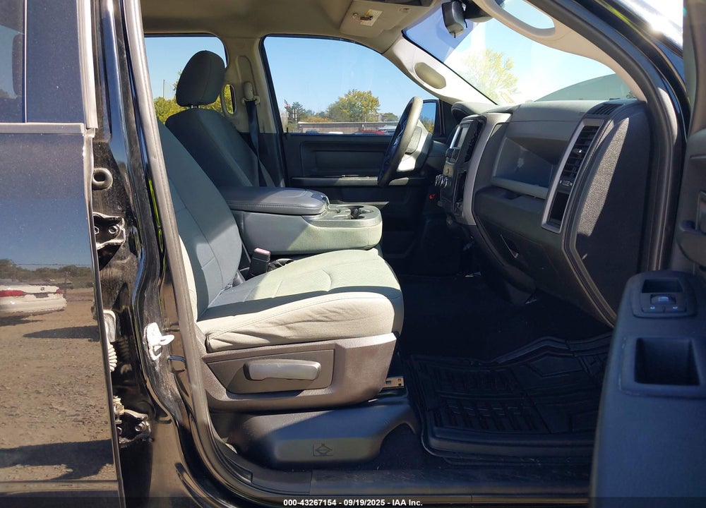 2014 RAM 1500 EXPRESS VIN: 1C6RR7FT1ES368973
