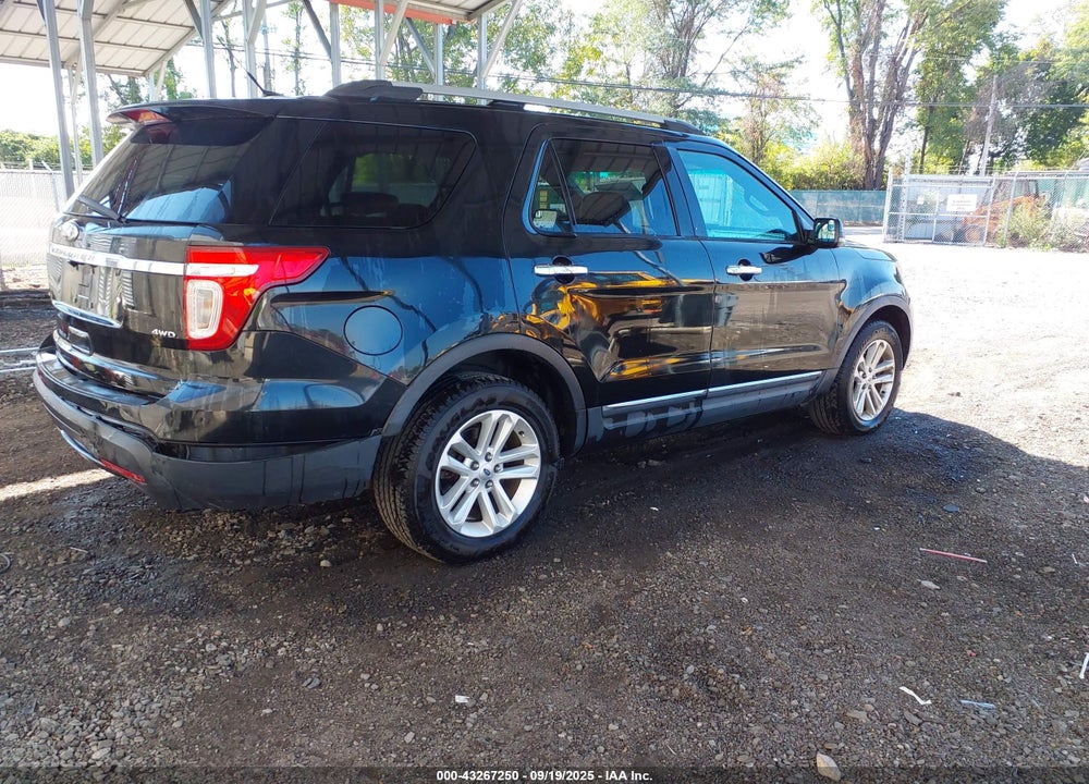 2013 FORD EXPLORER XLT VIN: 1FM5K8D84DGA73623