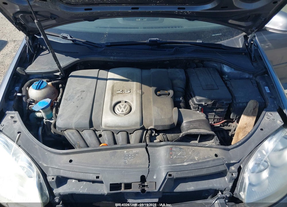 2009 VOLKSWAGEN RABBIT VIN: WVWDA71K09W024168