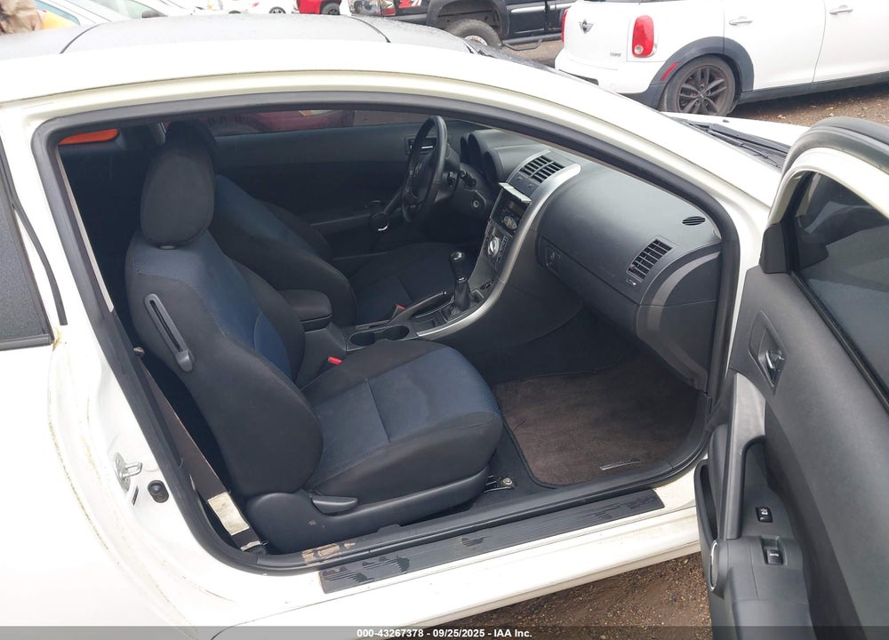 2007 SCION TC VIN: JTKDE177070153024