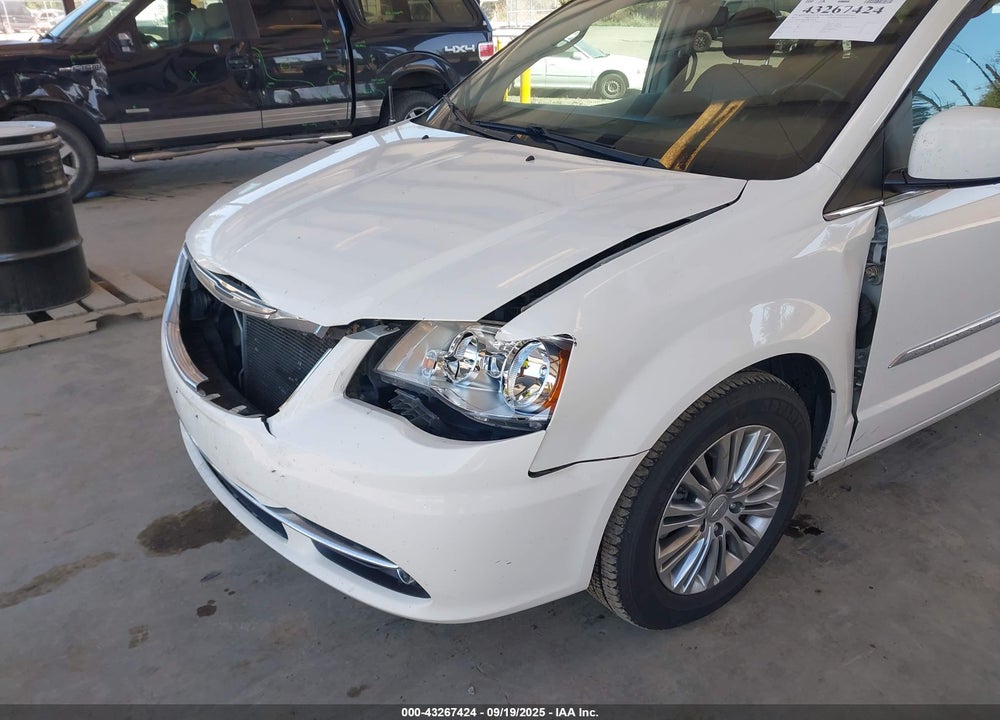 2013 CHRYSLER TOWN & COUNTRY TOURING-L VIN: 2C4RC1CG7DR707878