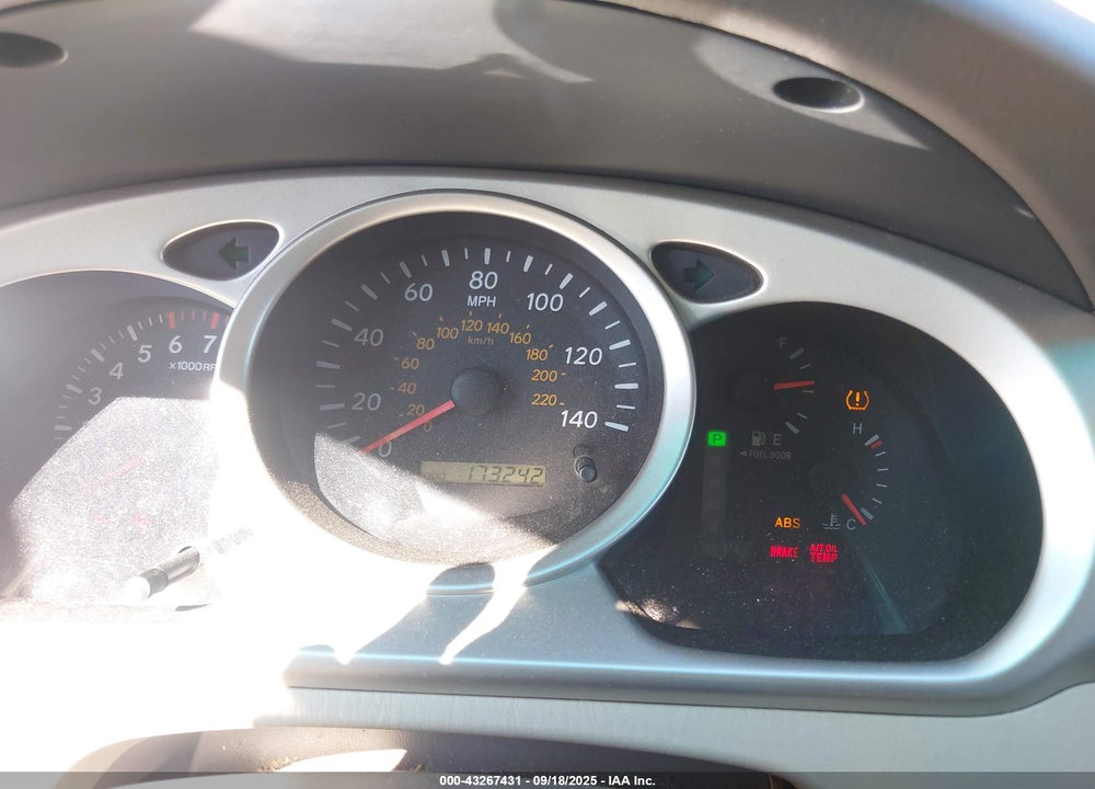 2004 TOYOTA HIGHLANDER LIMITED V6 VIN: JTEEP21A740037987