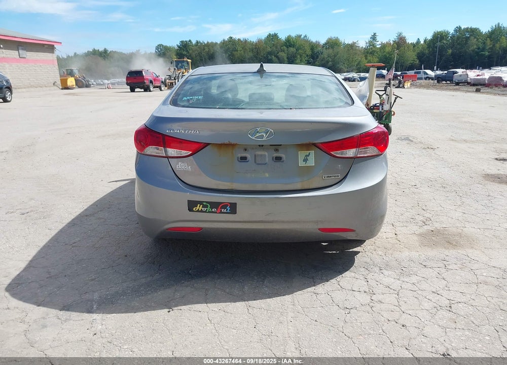 2013 HYUNDAI ELANTRA VIN: KMHDH4AE2DU507813
