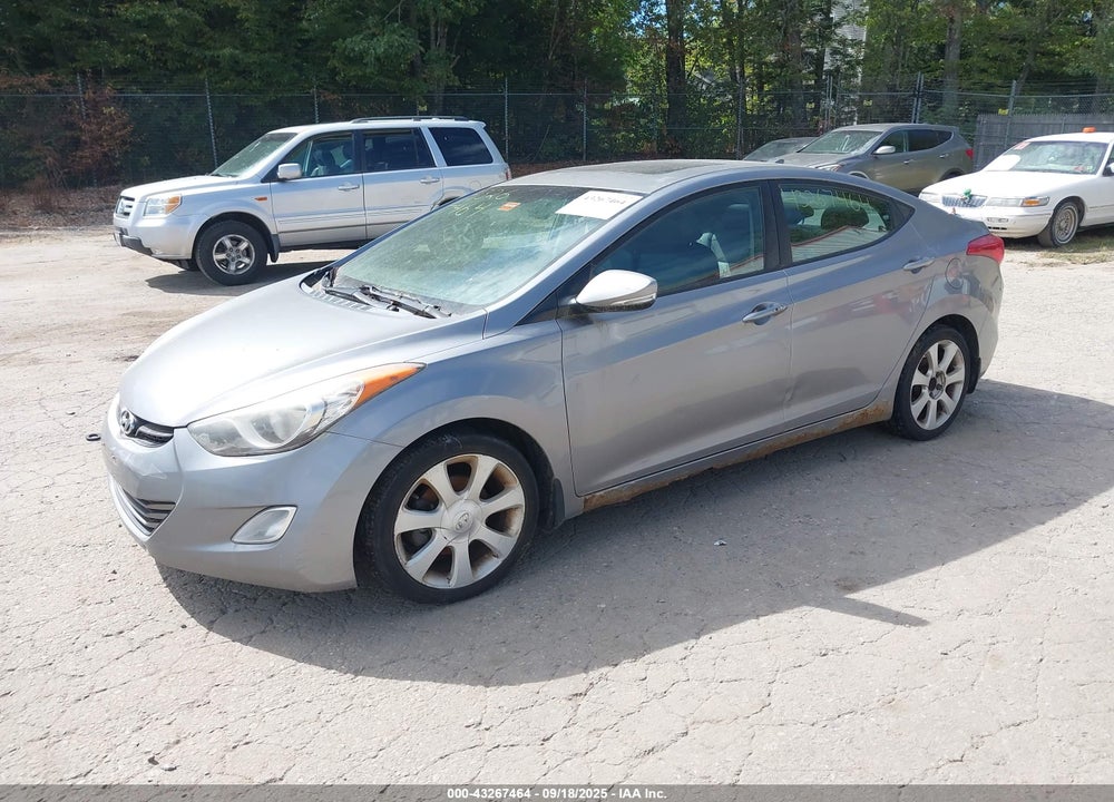 2013 HYUNDAI ELANTRA VIN: KMHDH4AE2DU507813