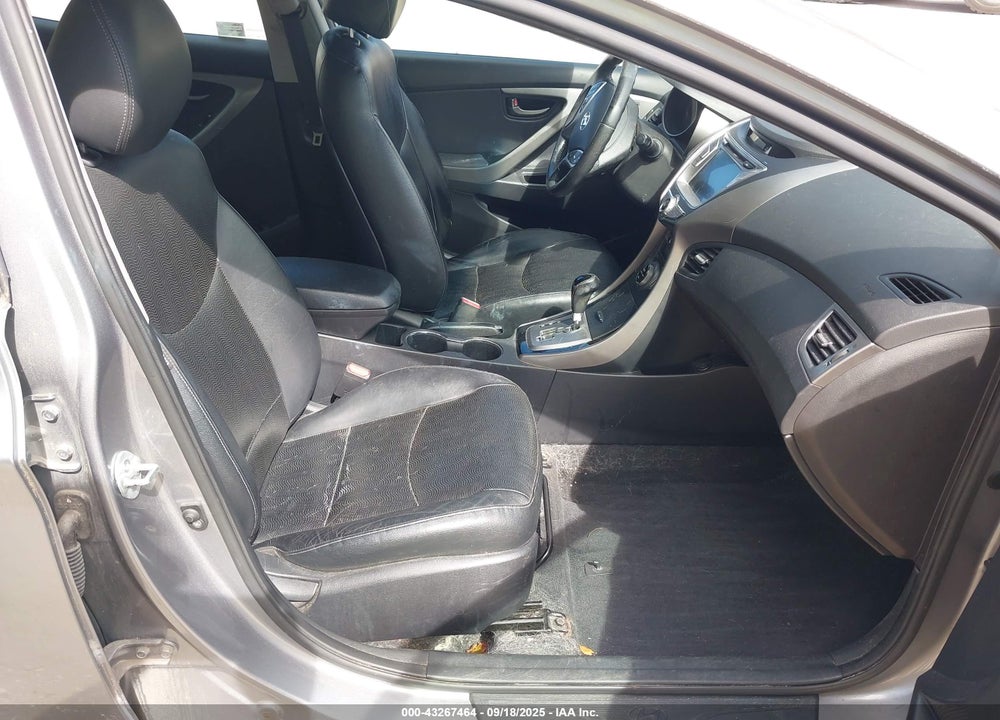2013 HYUNDAI ELANTRA VIN: KMHDH4AE2DU507813