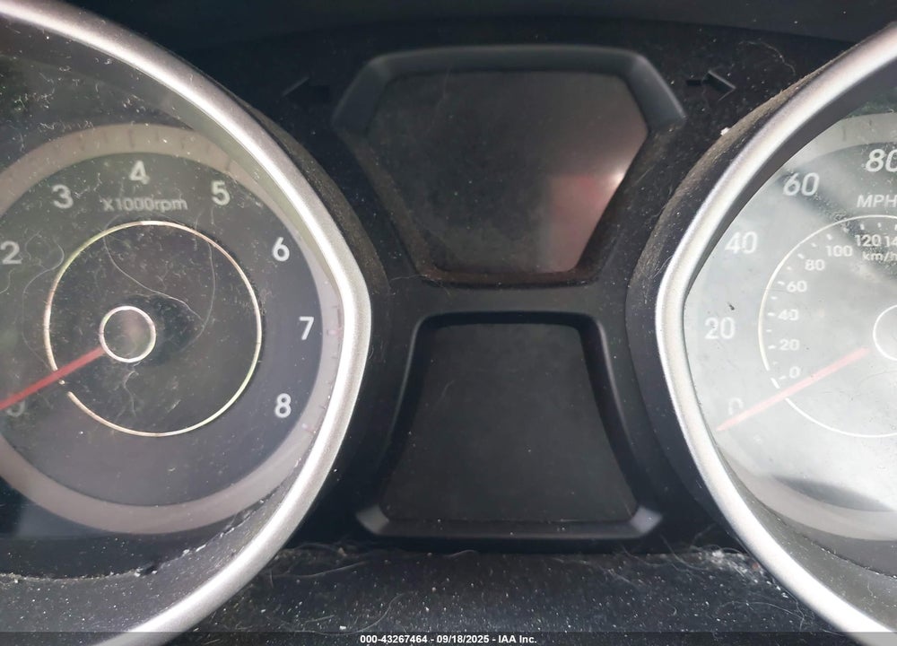 2013 HYUNDAI ELANTRA VIN: KMHDH4AE2DU507813