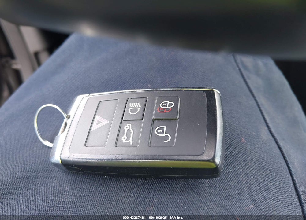 2018 LAND ROVER DISCOVERY HSE VIN: SALRR2RV6JA058898