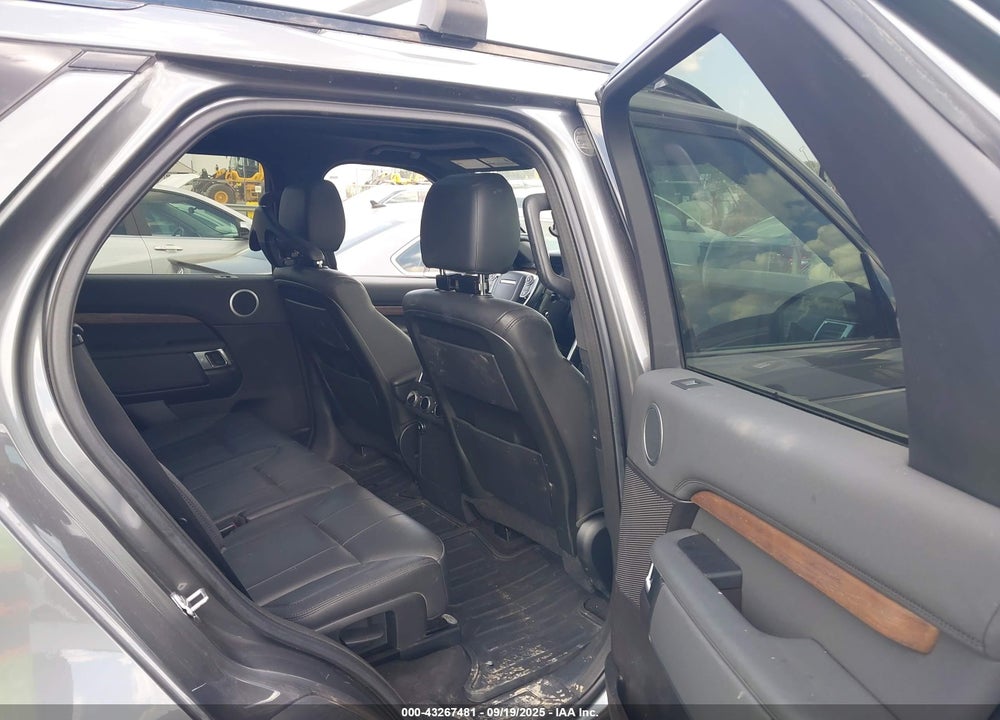 2018 LAND ROVER DISCOVERY HSE VIN: SALRR2RV6JA058898