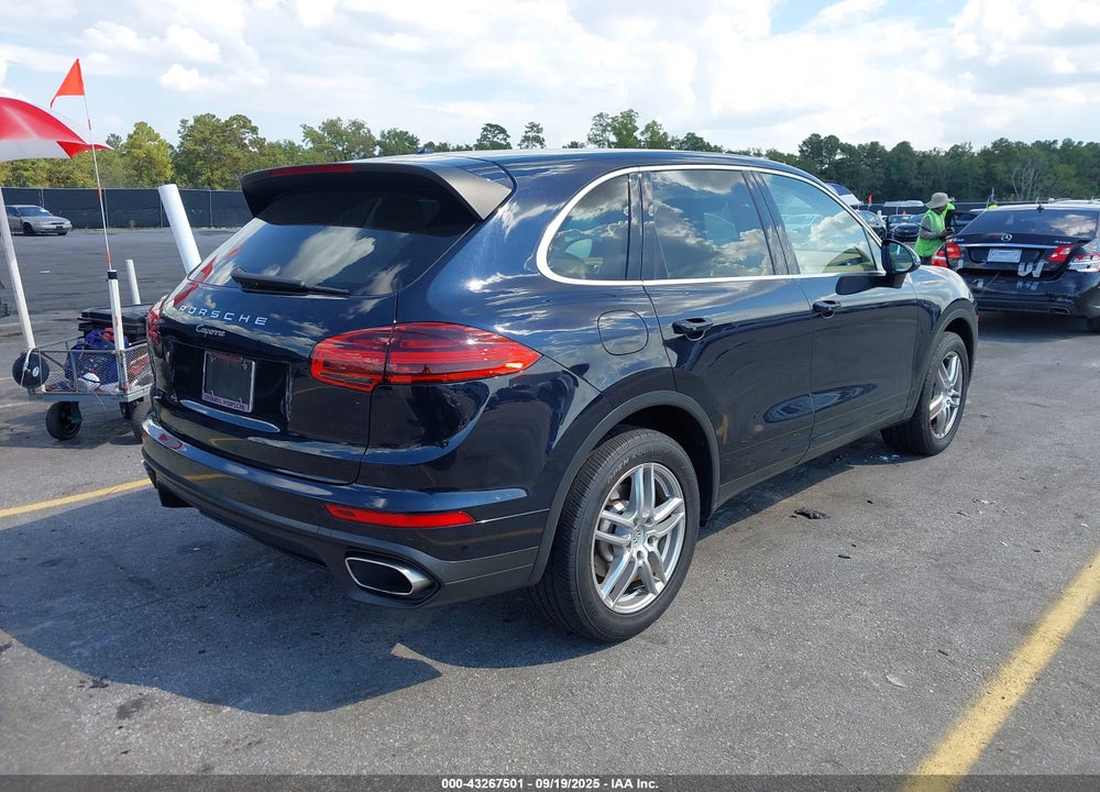 2016 PORSCHE CAYENNE VIN: WP1AA2A2XGLA00611