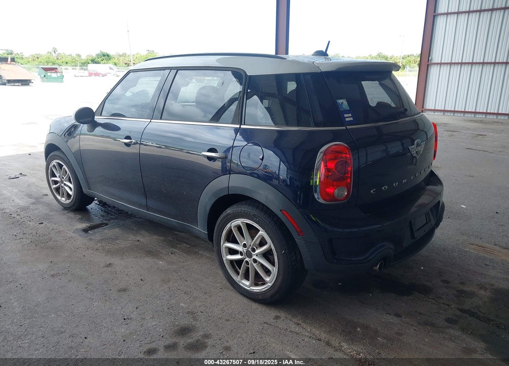 2015 MINI COUNTRYMAN COOPER S VIN: WMWZC3C58FWT02923