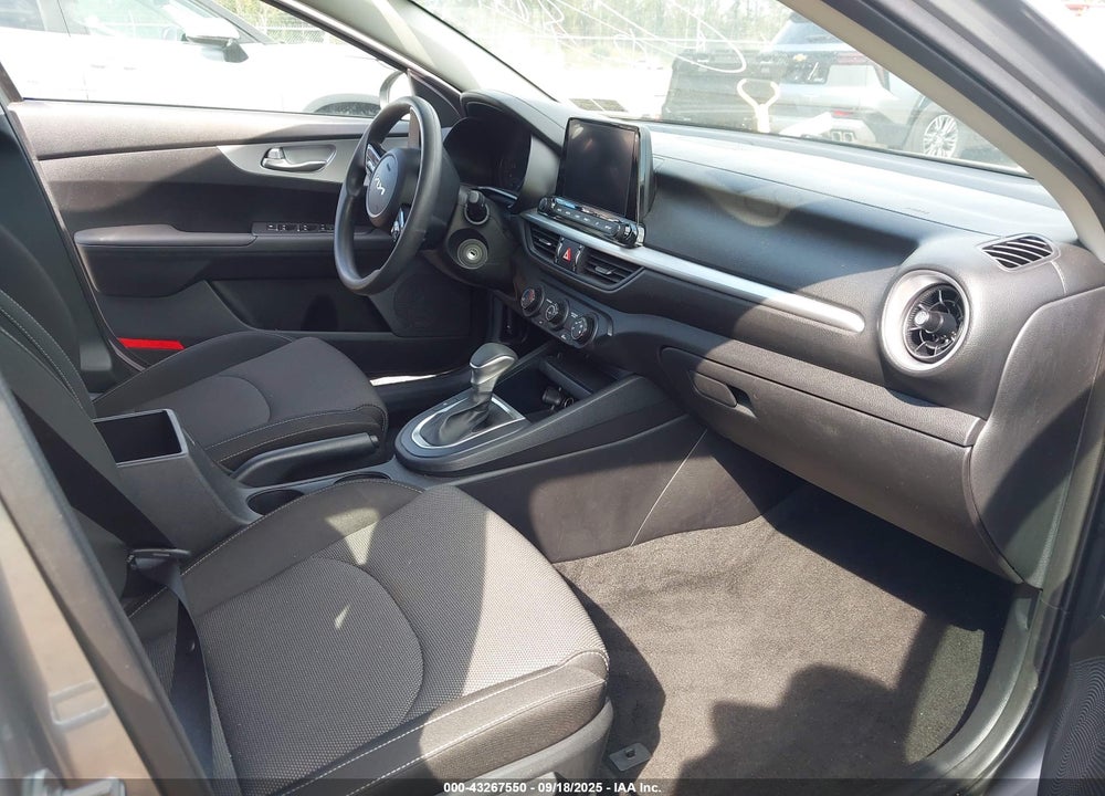 2024 KIA FORTE VIN: 3KPF24AD3RE779069