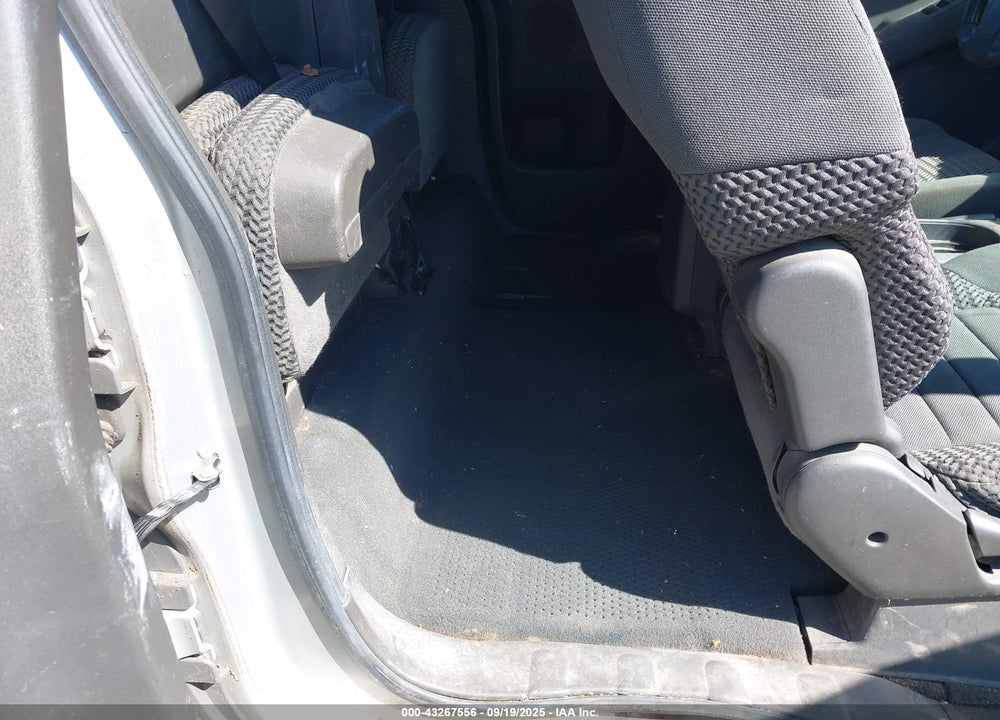 2008 NISSAN FRONTIER VIN: 1N6AD06W78C424559