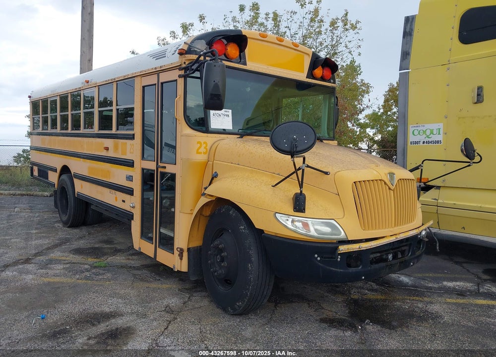 2008 IC CORPORATION 3000 VIN: 4DRBUAFL98B555710