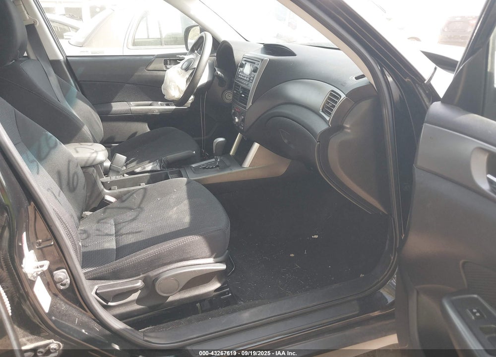 2013 SUBARU FORESTER VIN: JF2SHADC3DH433235