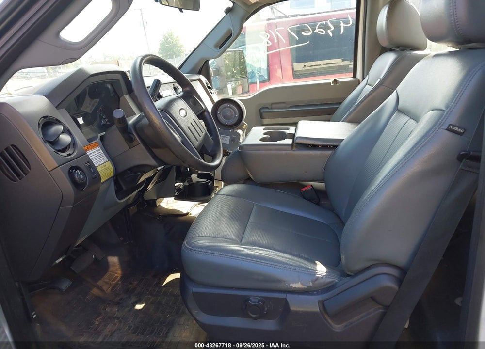 2015 FORD F-550 CHASSIS XL VIN: 1FDUF5GT8FEA78563