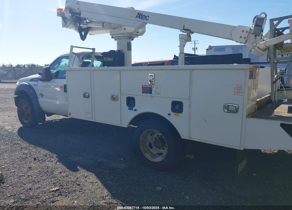 2015 FORD F-550 CHASSIS XL VIN: 1FDUF5GT8FEA78563