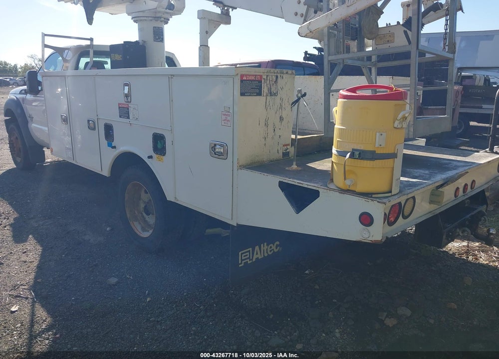2015 FORD F-550 CHASSIS XL VIN: 1FDUF5GT8FEA78563