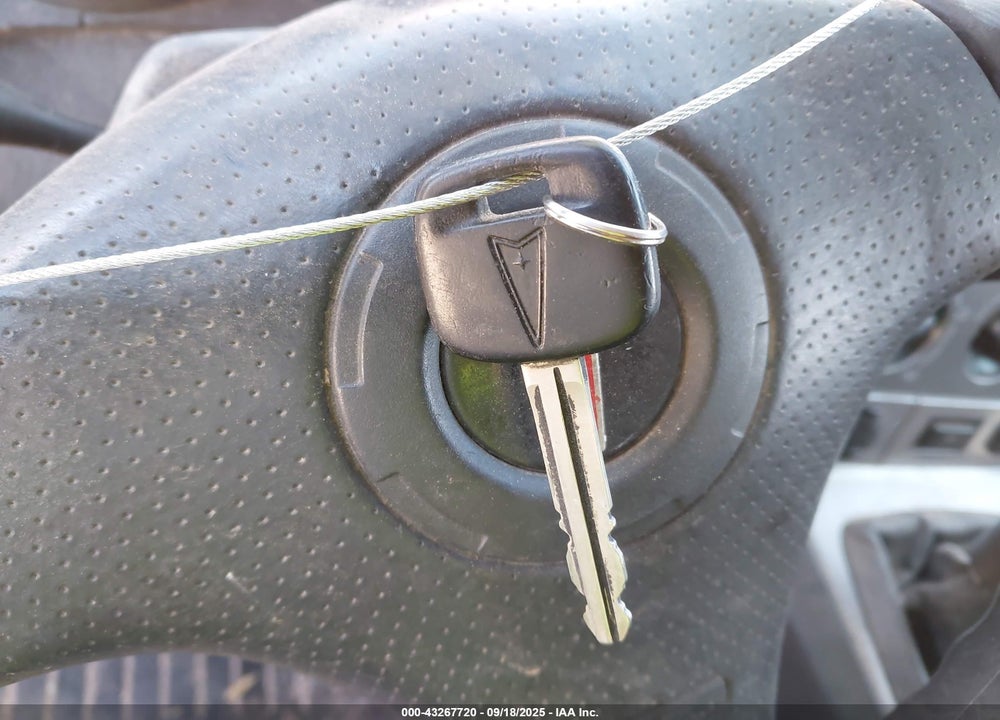 2005 PONTIAC VIBE VIN: 5Y2SL63825Z445007
