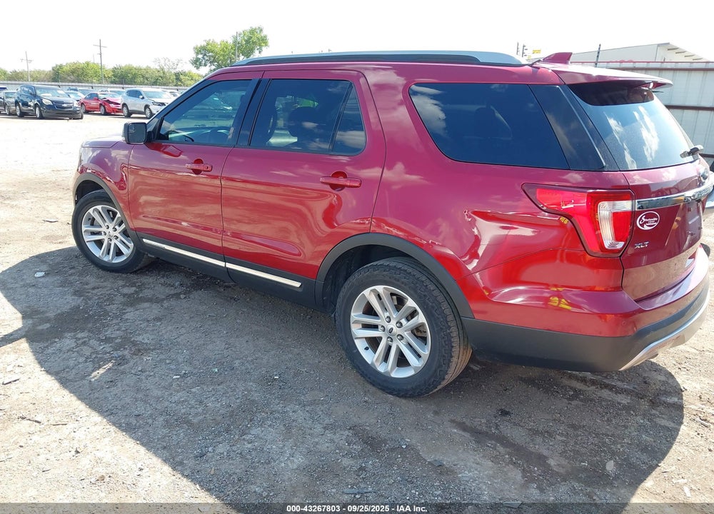 2017 FORD EXPLORER XLT VIN: 1FM5K7D85HGA86882